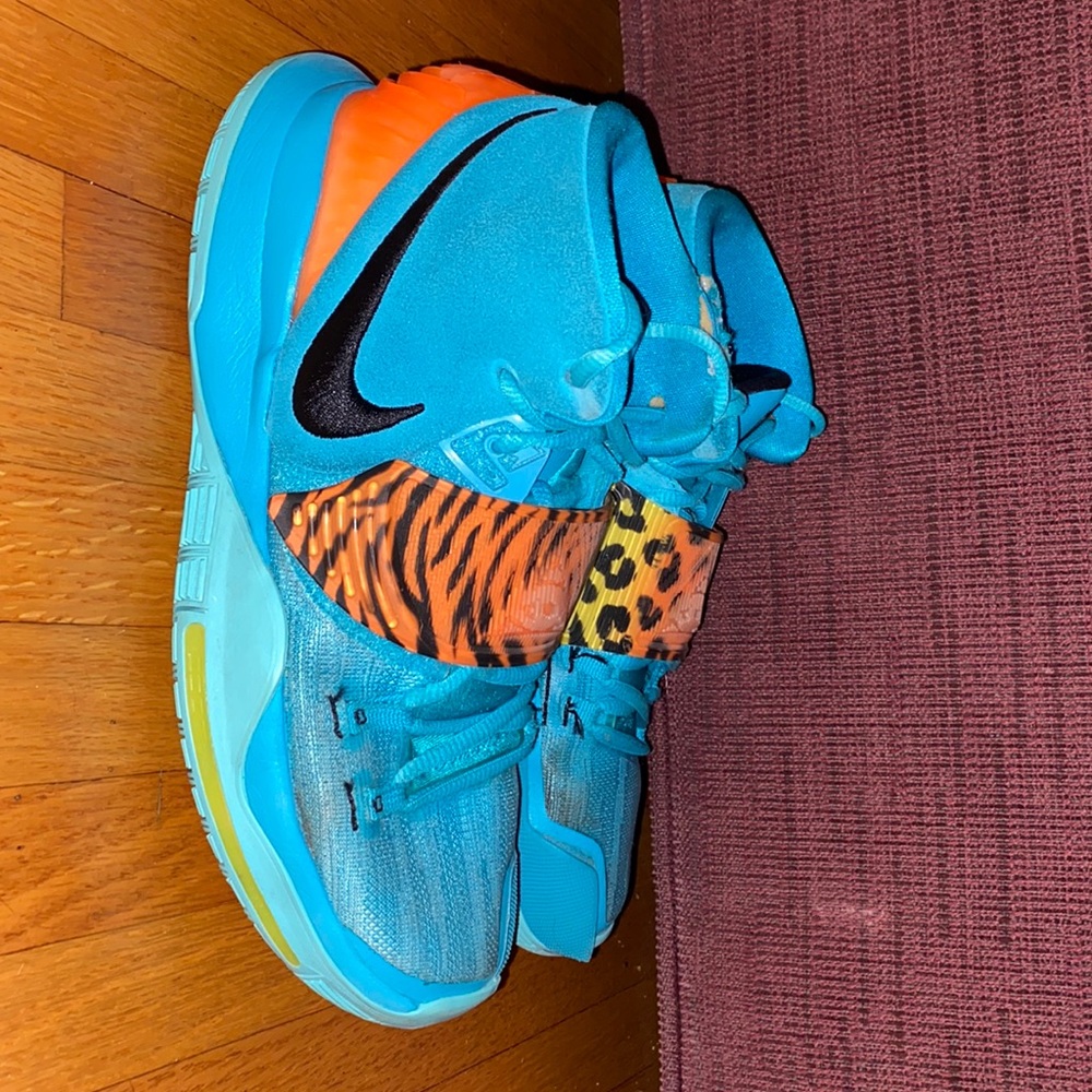 Kyrie 6 Basketball Shoes
